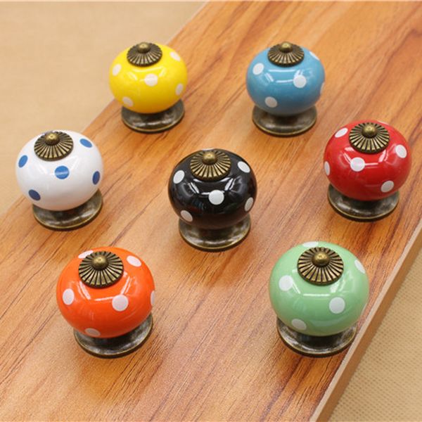 2019 Vintage Polka Dot Round Ceramic Drawer Knob Cabinet