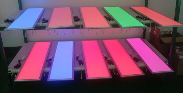 Spedizione gratuita Vendita calda 36W LED RGB Panel Light Lampada regolabile a colori RGB 30x120cm Plafoniera rettangolare con telecomando