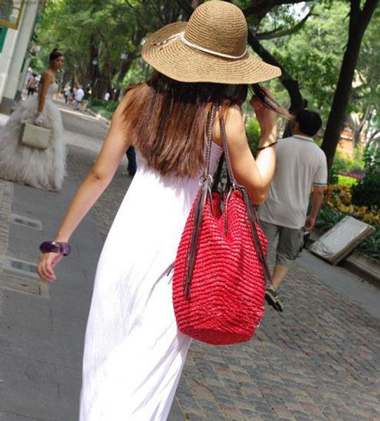 

wholesale-fashion ocds tassel woven rattan bag casual beach bag trend bolsas femininas women handbag big bag straw bags