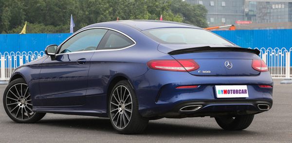 

fd стиль реального спойлера багажника из углеродного волокна w205 c-class 2door, пригодный для benz