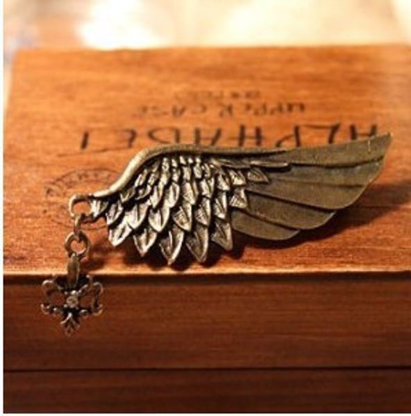 

wholesale- foreign trade retro fashion exquisite angel wings broochm269, Gray