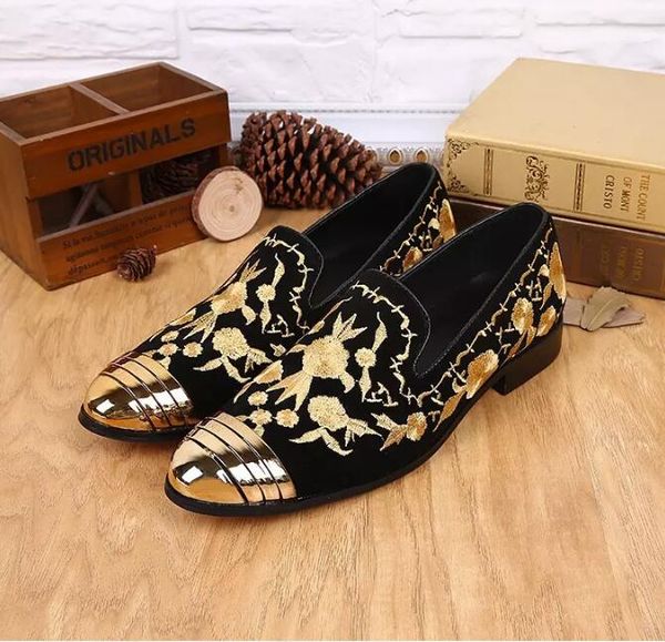 

2017 luxury new embroidered man shoes slip on gold metallic mens loafers leather wedding shoes flat men loafers boats shoes casual shoe, Black