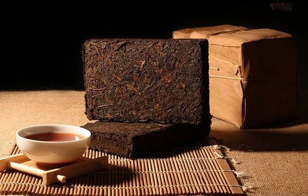 

250g! 40 years! Brick tea dry PU er cooked tea brick trees lauraceae brick! Free shipping