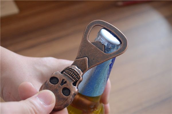 

Skull tyle bottle opener mini portable key hape beer wine bottle opener keychain opener tool bronze color