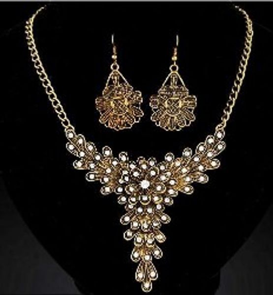 

womens necklace earring sets luxury flower rhinestone embelished pendant chain bib necklace earrings gifts for her jewelry set, Golden;silver