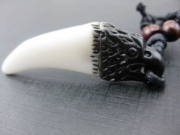 

4 pcs yqtdmy vintage eagle protection punk carving retro necklaces amulet accessory, Silver