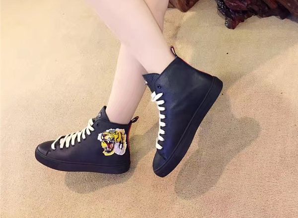 

famous shoes genuine leather skull hip hop men and women casual shoes animals boot 35-45, Black