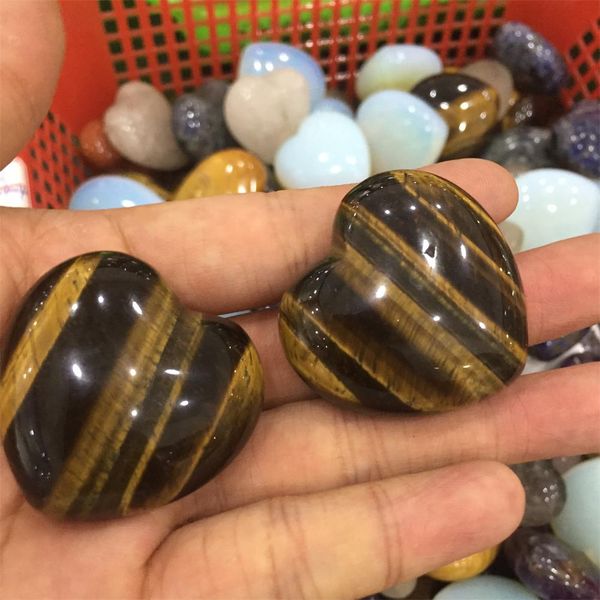 

about 30g natural tiger eye stone carving heart shaped jewelry, Black