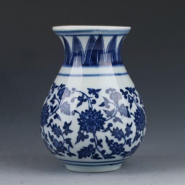 

Chinese Blue & White Porcelain Hand Painted Flower Vase W Qianlong Mark G508