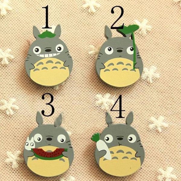 

totoro kids brooch 2017 new cute cartoon wooden children pin brooch children's stationery boys girls accessories c134, Red;brown