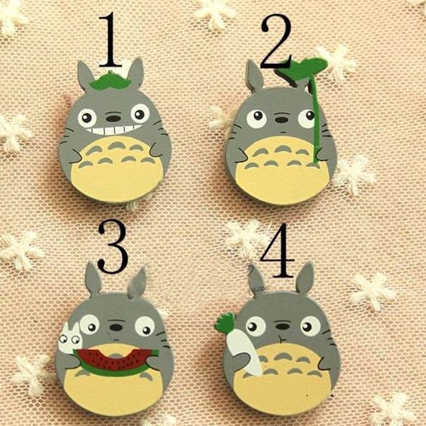 Totoro Crianças Broche 2017 Novo Bonito Dos Desenhos Animados De Madeira Crianças Broche de Pino de papelaria das Crianças Dos Meninos Meninas Acessórios C134