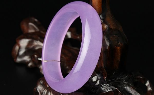 

handmade violet jadeite bracelet (expand) for a beautiful woman, Black