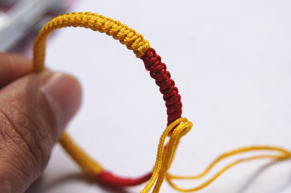 

natural agate flat knot bracelet pure manual weaving red and yellow, Black