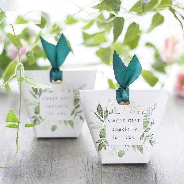 

unique european paper favor holders forest series candy boxes for wedding party guests 50pcs lot wholesales