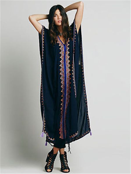 

embroidery cloak dress, Black;pink