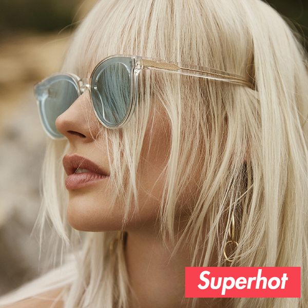 

оптово сверхгорячей 2017 горячие продажа мода женщин солнцезащитные очки солнцезащитные очки прозрачный пляж оттенки кат.3 uv400 sp001 drop, White;black