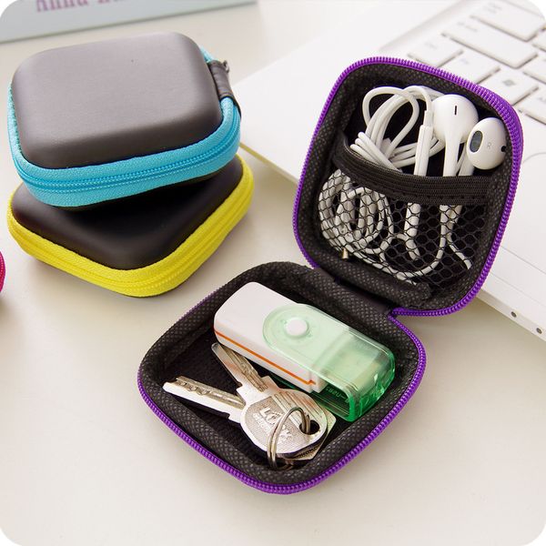 Caixas de armazenamento de auscultadores quadrados Cabos de fone de ouvido Earbuds Armazenamento Hard Case Carrying Bolsa Saco SD Cartão Hold Caixa 7.5 * 7.5 * 2.8cm