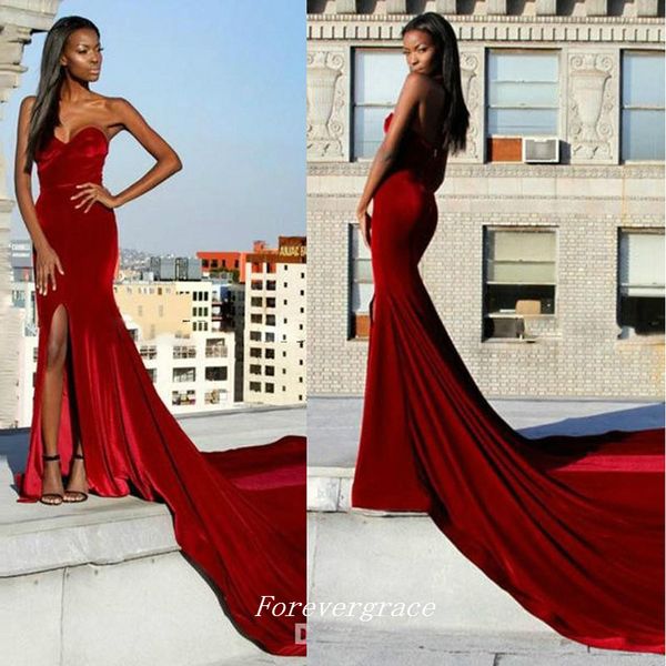 Elegante abito da sera lungo bordeaux in velluto a sirena senza schienale Sweep Train Dubai Abito per occasioni speciali Abito da festa Custom Made Plus Size