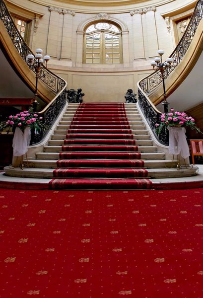 Red Carpet Staircase Wedding Photography Backdrop Pink Flowers Window Wall Photo Backgrounds Studio Picture Booth Props Wallpaper