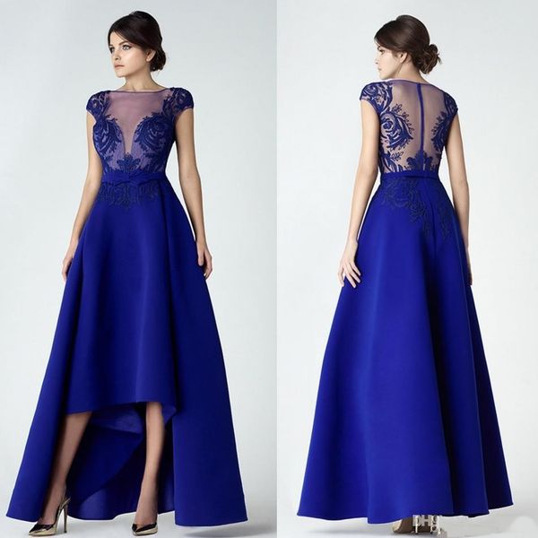 Royal Blue Prom Dress Long Capaped Рукав IULLSION SEXY DEISGN Сексуальная партия Party Appliques Apperiques Молния задняя Лодка Шея Высокого низкого уровня 2021