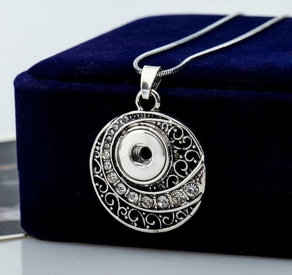 

30pcs hollow out crystal necklaces 18mm noosa chunk ginger snap buttons for necklace diy snap jewelry pendant necklaces 2017, Silver