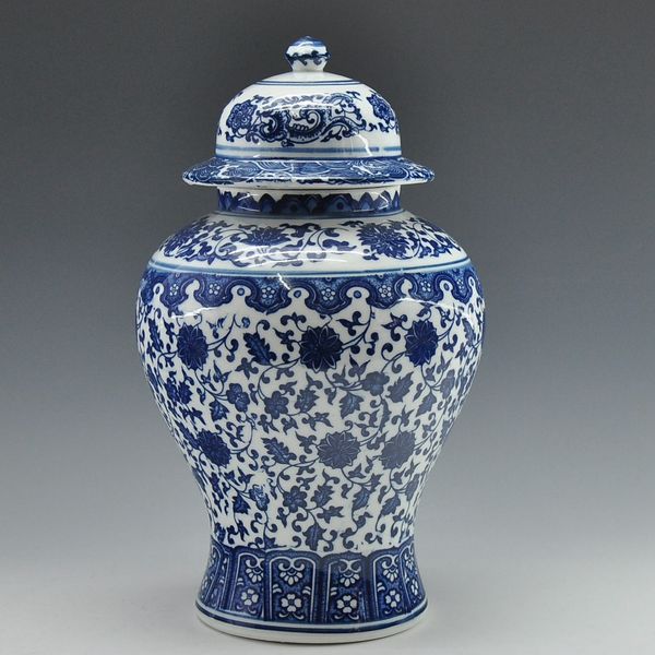 

Storage bottle Chinese Antique Qing Qianlong Mark Blue And White Ceramic Porcelain Vase Ginger Jar