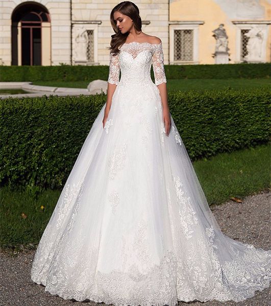 

a-line tulle wedding dress elegent application long bridal gown white train with half sleeve wedding dress
