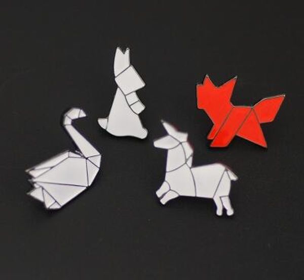 2019 Japanese Cartoon Cute Enamel Brooch Student Jewelry Animal Dog Unicorn Horse Origami Drop Glaze Brooch Pins Badge Pinback Button Corsage Gif From