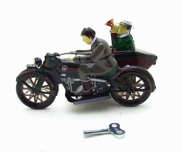

cartoon winding-uptin mototcycle, iron tricycle, creative nostalgic toy, home accessories, kid' party birthday gifts, collecting, decor