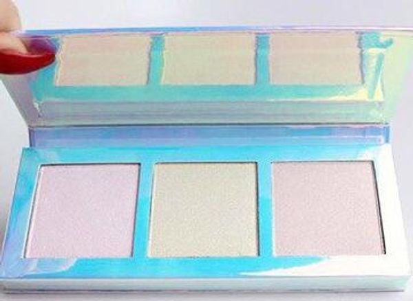 

Bronzers e marca-textos melaniatrump