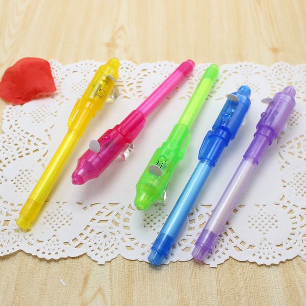 Großhandel 100 Stück Neu Kommen Magische 2 in 1 UV-Licht Combo Kreatives Briefpapier Unsichtbarer Tintenstift Beliebte zufällige Farbe