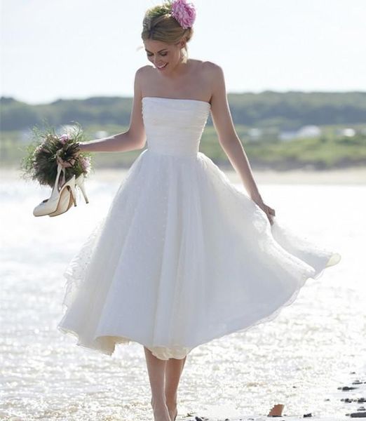 

summer short beach wedding dresses strapless a-line pleats dot tulle tea length bridal gowns 2019 selling new simple style w900, White