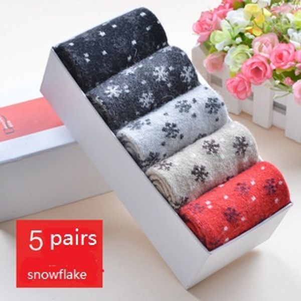 

wholesale- new 2015 christmas wool socks women thermal winter wool socks female thickening towel 100% cotton socks gift sock, Black;white