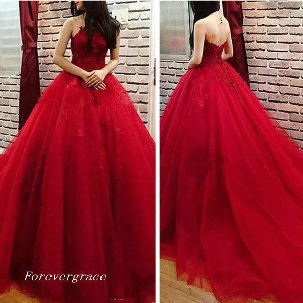 Wunderschönes rotes Quinceanera-Kleid, hochwertige Spitzenapplikationen, Tüll, langes Sweet-16-Mädchen-Party-Festzug-Ballkleid in Übergröße nach Maß