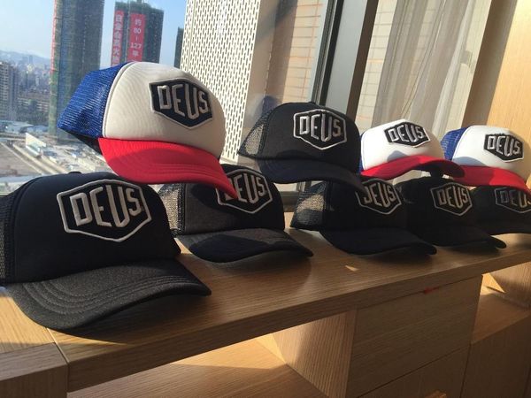 

горячие продажи deus ex machina baylands дальнобойщик snapback cap черный мотоциклы сетка бейсболка спорт значок дрейк 6 панель хип-хоп бог, Blue;gray