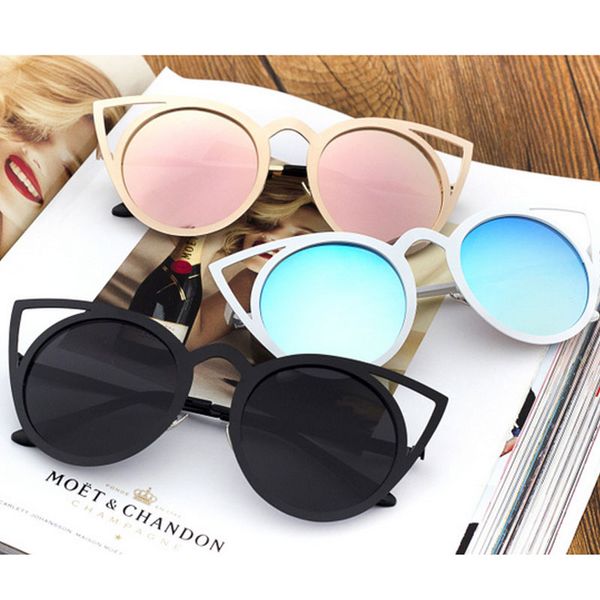 

wholesale- 2017 fashion cat eye sunglasses women brand designer sun glasses for ladies vintage oculos cateye mirror colorful female, White;black