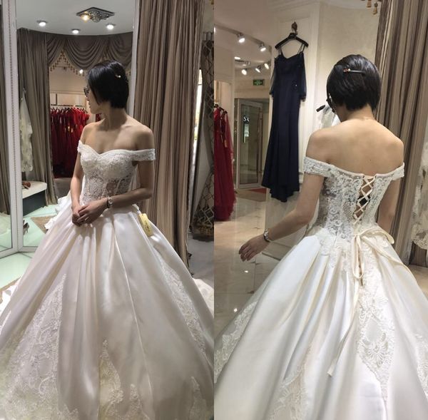 

сексуальная 2018 bling бальное платье свадебные платья с плеча декольте часовня поезд блеск клееный кружева кружева-up реального изображения, White