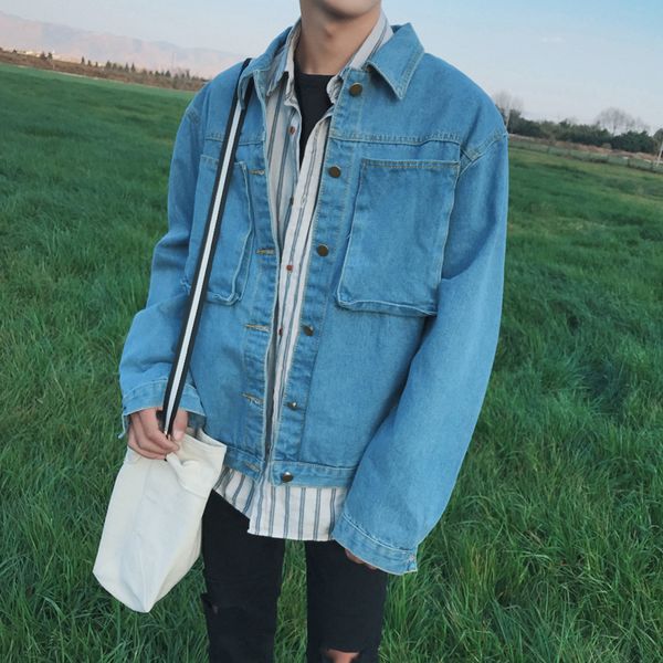 

wholesale- spring 2017men selling vintage wash light blue denim jacket male leisure personality a pale blue coat dark grey clothes bag mail, Black;brown