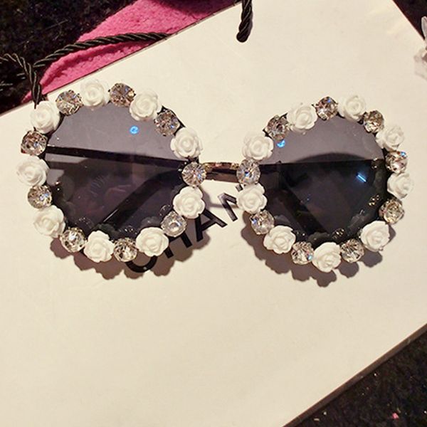 

wholesale-boutique flower round rhinestone sunglasses women designer summer flower style women for beach vacation party ladies sunglasses, White;black