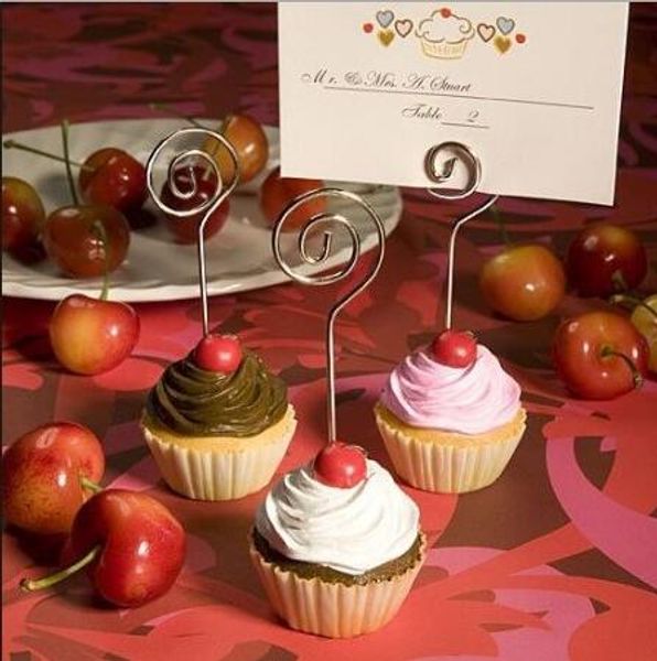 

Cake cup shape place card holder Exquisite resin handicraft place card holder Multicolor wedding party supplies
