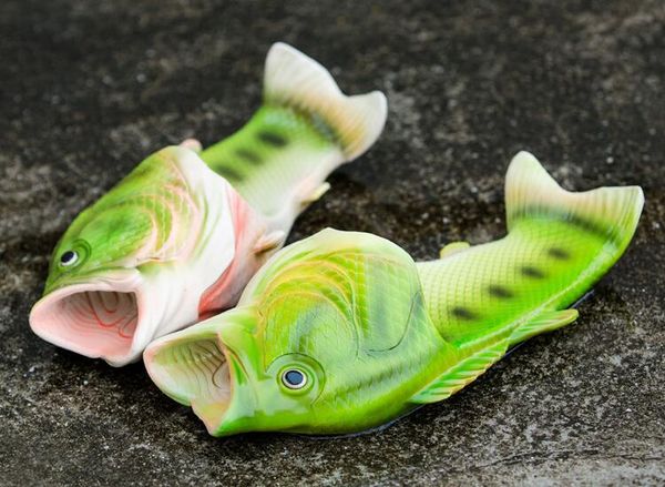 2017 Sıcak Yaz Yeni Desen Yaratıcı Simülasyon Balık Terlik Burnu açık Düz Çift Modelleri Kumlu Plaj Ayakkabıları bebek kadın erkek boyutu 31-44