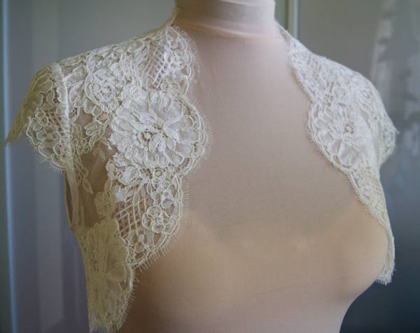 Scialli da sposa in pizzo avorio con maniche ad aletta Bolero da sposa Avvolgimenti da sposa su misura Coprispalle per mantello