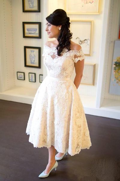

off-the-shouler short lace wedding dresses applique a-line tea length bridal gowns vestido de noiva 2019 new selling custom made w829, White