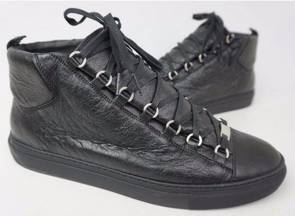 

Sapatos ocasionais balencag
