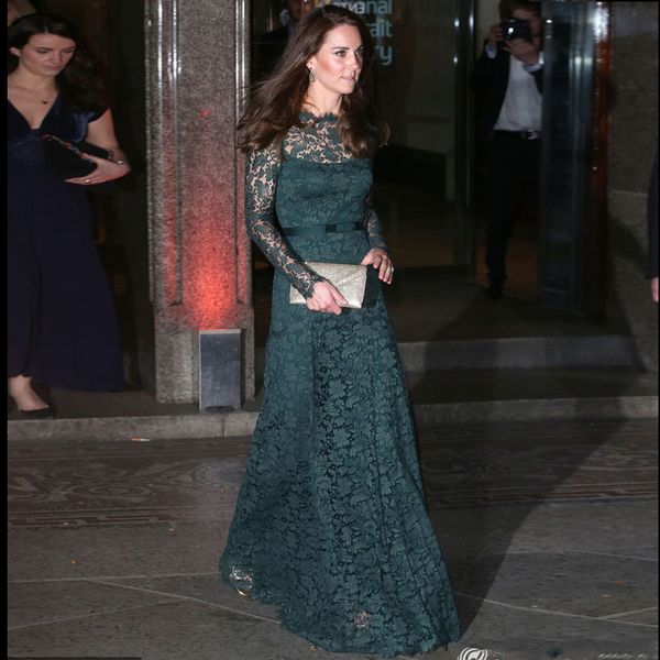 

Кейт Миддлтон же стиль красной ковровой дорожке вечернее платье темно-зеленый кружева с длинным рукавом длиной до пола платья для особых случаев вечерняя одежда
