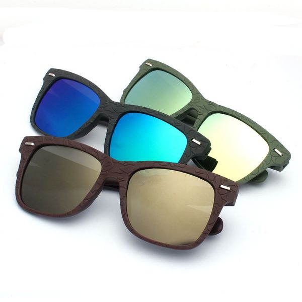 

оптовая продажа-заклепки летний стиль антибликовое покрытие объектива солнцезащитные очки старинные мужские пилотные очки пластиковые oculos, White;black