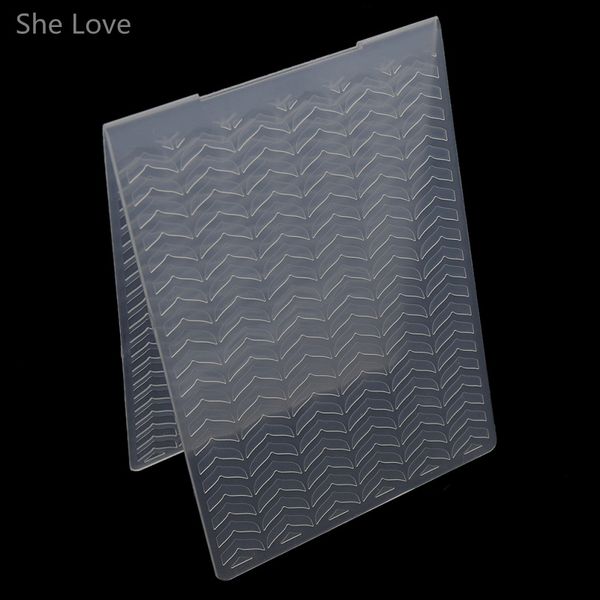 

wholesale- she love scrapbooking embossing folder spike of rice plastic template diy papercraft card making decoration