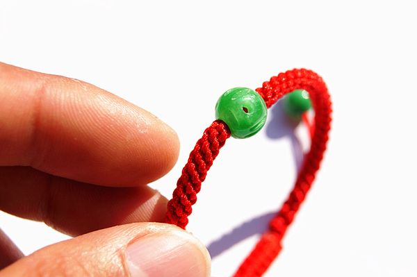 

handmade, natural jade lulutong/red king kong "bracelet, Black