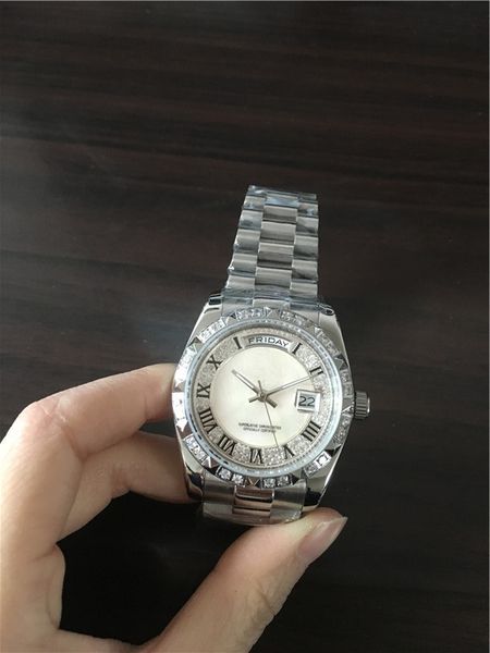 

new fashion male watch, selling diamonds bezel auto calendar stainless steel wrist watch 098, Slivery;brown