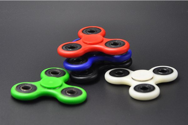 

Ѭђной spinner Ѭеђголник tri fidget акѬиловй плаик м наолнй окђ игѬђка edc д